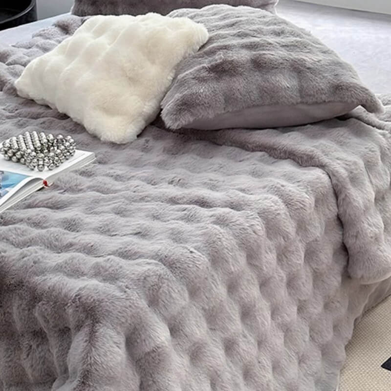 Deluxe Faux Rabbit Fur Anti-Slip Fitted Sheet Mattress Cover - Image 8