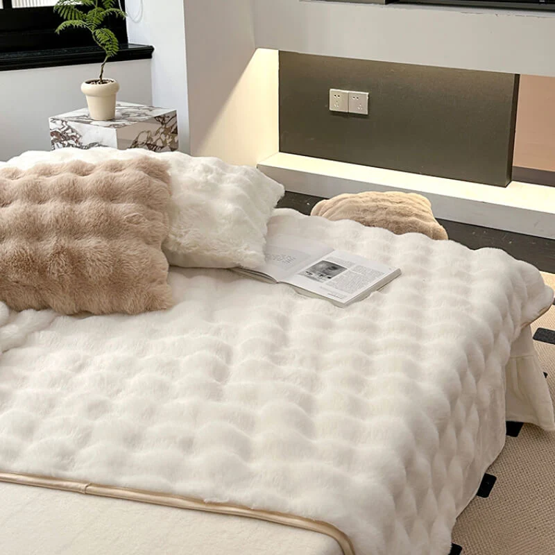 Deluxe Faux Rabbit Fur Anti-Slip Fitted Sheet Mattress Cover - Image 9
