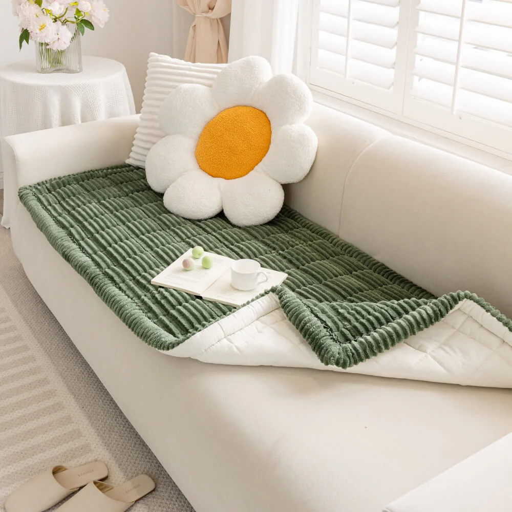 Lazy Soft Flannel Breathable Pet Mat Non-slip Couch Cover - Image 12