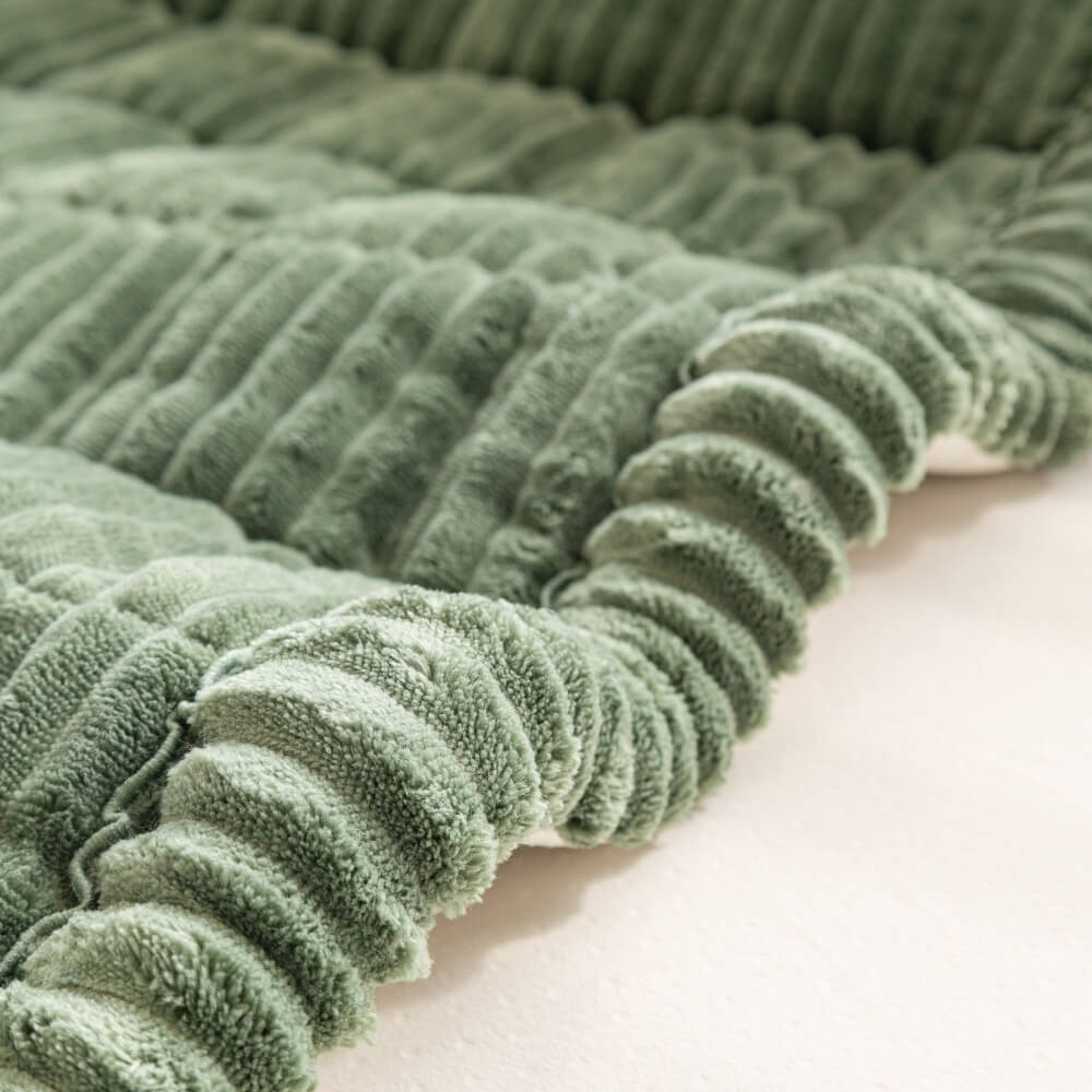 Lazy Soft Flannel Breathable Pet Mat Non-slip Couch Cover - Image 8