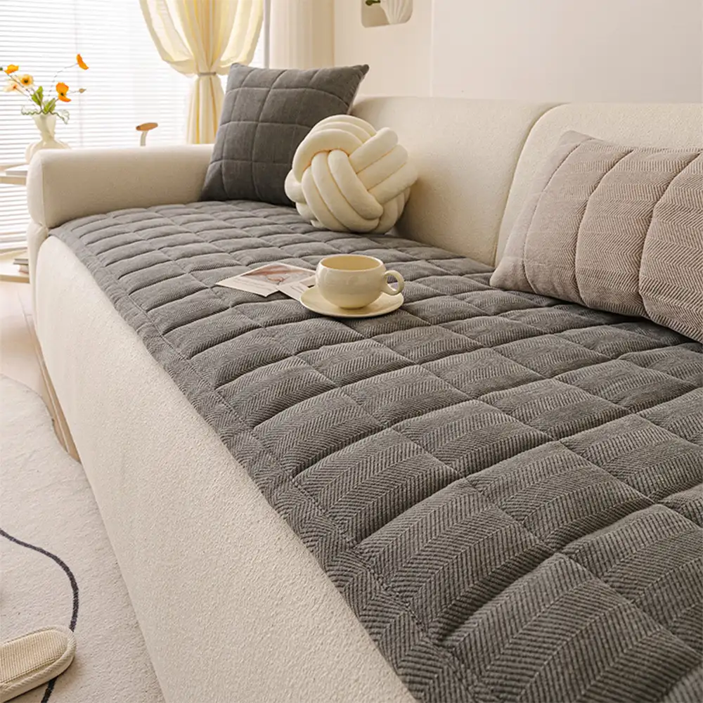 Scratch-proof All-season Stain-resistant  Couch Cover Mat - Retro - Image 5