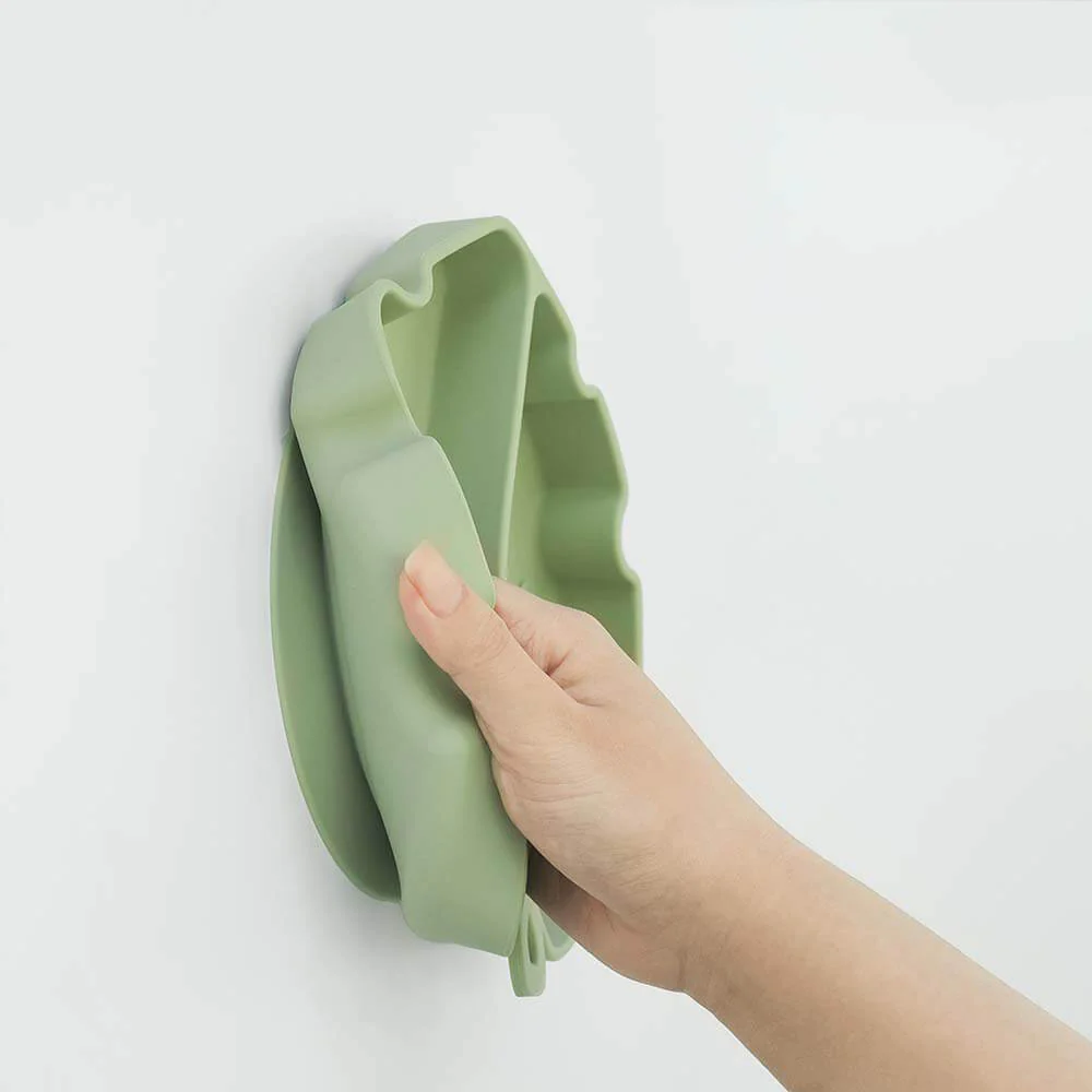 Suction Cup Pet Bowl - Leaf - Image 4